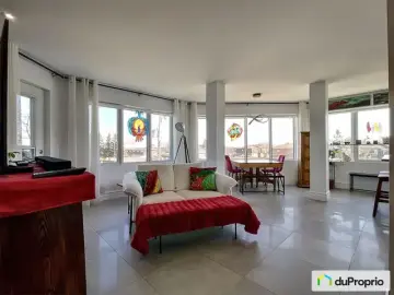 Multi Family with x Bedrooms, x Bathroom