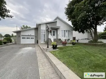 Land with x Bedrooms, x Bathrooms