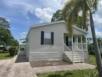 Land with xxx sqft, x Bedrooms, x Bathrooms