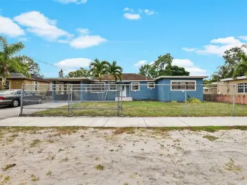 Detached House with xxxx sqft, x Bedrooms, x Bathroom