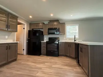 Detached House with xxx sqft, x Bedrooms, x Bathrooms