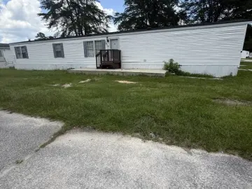 Detached House with xxxx sqft, x Bedrooms, x Bathroom