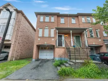 Semi Detached with x Bedrooms, x Bathrooms