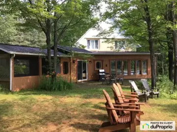 Detached House with x Bedrooms, x Bathroom