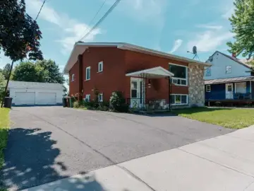 Multi Family with x Bedrooms, x Bathroom