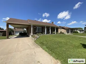 Cottage with x Bedrooms, x Bathrooms