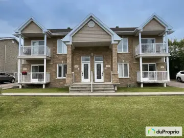 Condominium with x Bedroom, x Bathrooms