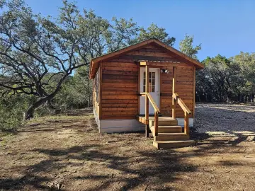 Cottage with x Bedroom, x Bathroom