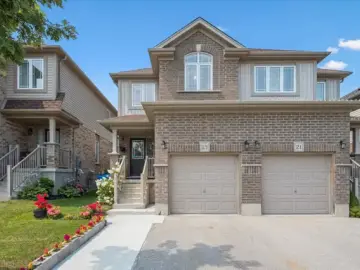 Semi Detached with x Bedrooms, x Bathrooms