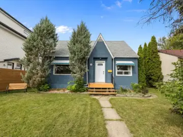 Detached House with xxxx sqft, x Bedrooms, x Bathroom