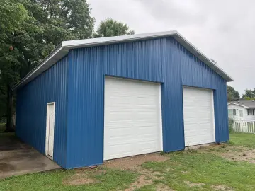 Detached House with xxxx sqft, x Bedrooms, xx Bathroo