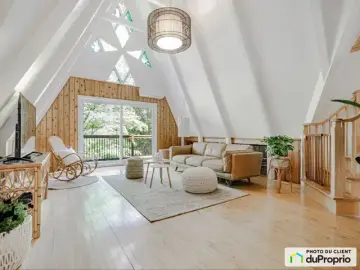Semi Detached with x Bedrooms, x Bathroom