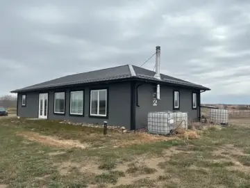 Land with xxxx sqft, x Bedrooms, x Bathrooms