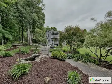 Land with x Bedrooms, x Bathrooms