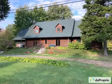 Detached House with x Bedrooms, x Bathrooms