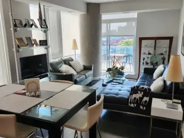 Detached House with x Bedroom, x Bathroom