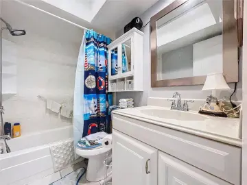 Land with xxxx sqft, x Bedrooms, x Bathrooms