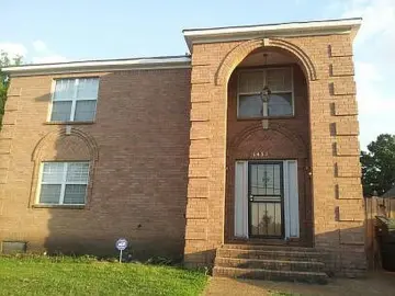 Detached House with xxxx sqft, x Bedrooms, x Bathroom