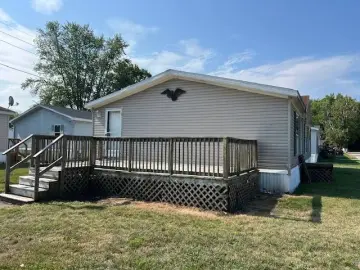 Detached House with xxxx sqft, x Bedrooms, x Bathroom