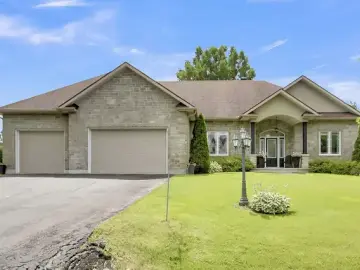 Land with x Bedrooms, x Bathrooms
