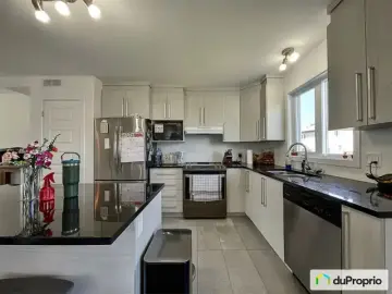 Multi Family with x Bedrooms, x Bathrooms