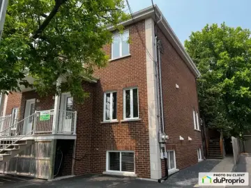 Semi Detached with x Bedrooms, x Bathrooms