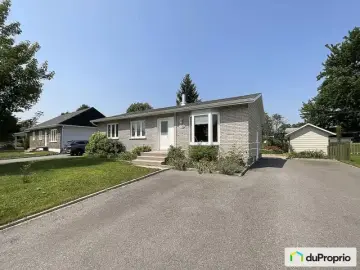Detached House with x Bedrooms, x Bathroom