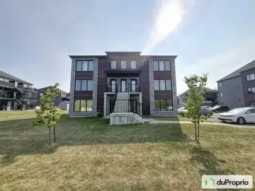Condominium with x Bedrooms, x Bathroom