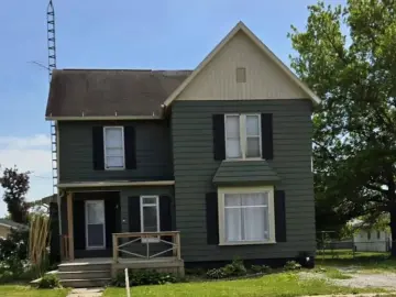 Detached House with xxxx sqft, x Bedrooms, x Bathroom