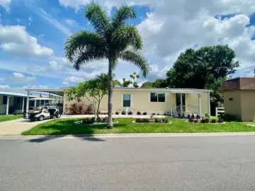 Detached House with x Bedrooms, x Bathrooms
