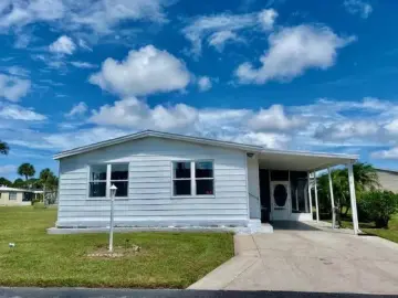 Detached House with x Bedrooms, x Bathrooms