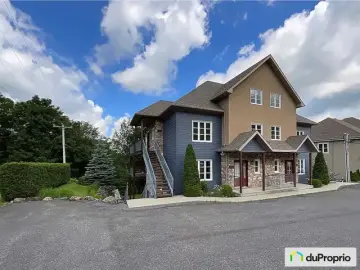 Condominium with x Bedrooms, x Bathrooms