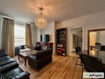 Condominium with x Bedrooms, x Bathroom