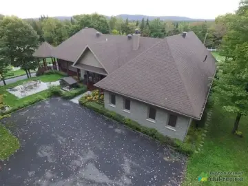 Land with x Bedrooms, x Bathrooms