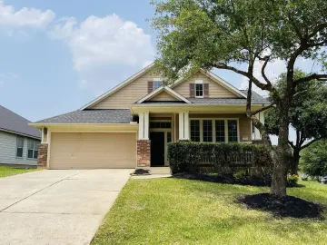Detached House with xxxx sqft, x Bedrooms, x Bathroom
