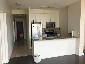 Condominium with xxx sqft, x Bedrooms, x Bathrooms
