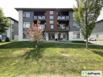 Condominium with x Bedrooms, x Bathroom