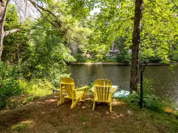 Cottage with x Bedrooms, x Bathroom