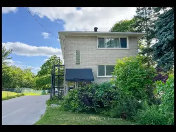 Multi Family with x Bedrooms, x Bathrooms