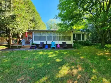 Cottage with x Bedrooms, x Bathroom