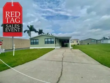 Detached House with x Bedrooms, x Bathrooms