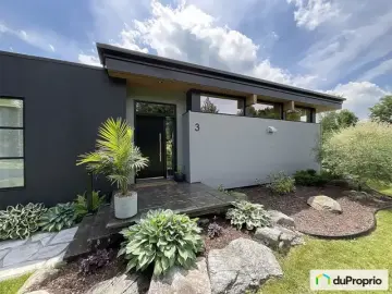 Land with x Bedrooms, x Bathrooms