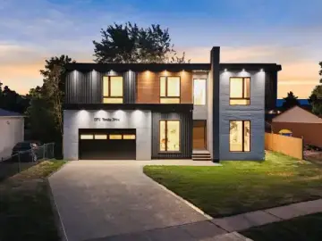 Detached House with x Bedrooms, x Bathrooms