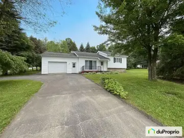 Detached House with x Bedrooms, x Bathroom