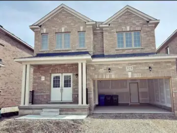 Detached House with x Bedrooms, x Bathrooms