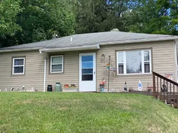 Detached House with xxx sqft, x Bedrooms, x Bathroom