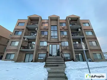 Condominium with x Bedrooms, x Bathroom