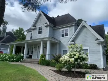 Cottage with x Bedrooms, x Bathrooms