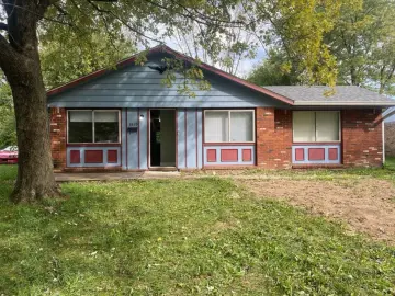 Detached House with xxxx sqft, x Bedrooms, x Bathroom