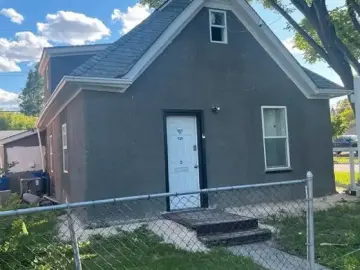 Detached House with xxx sqft, x Bedrooms, x Bathroom